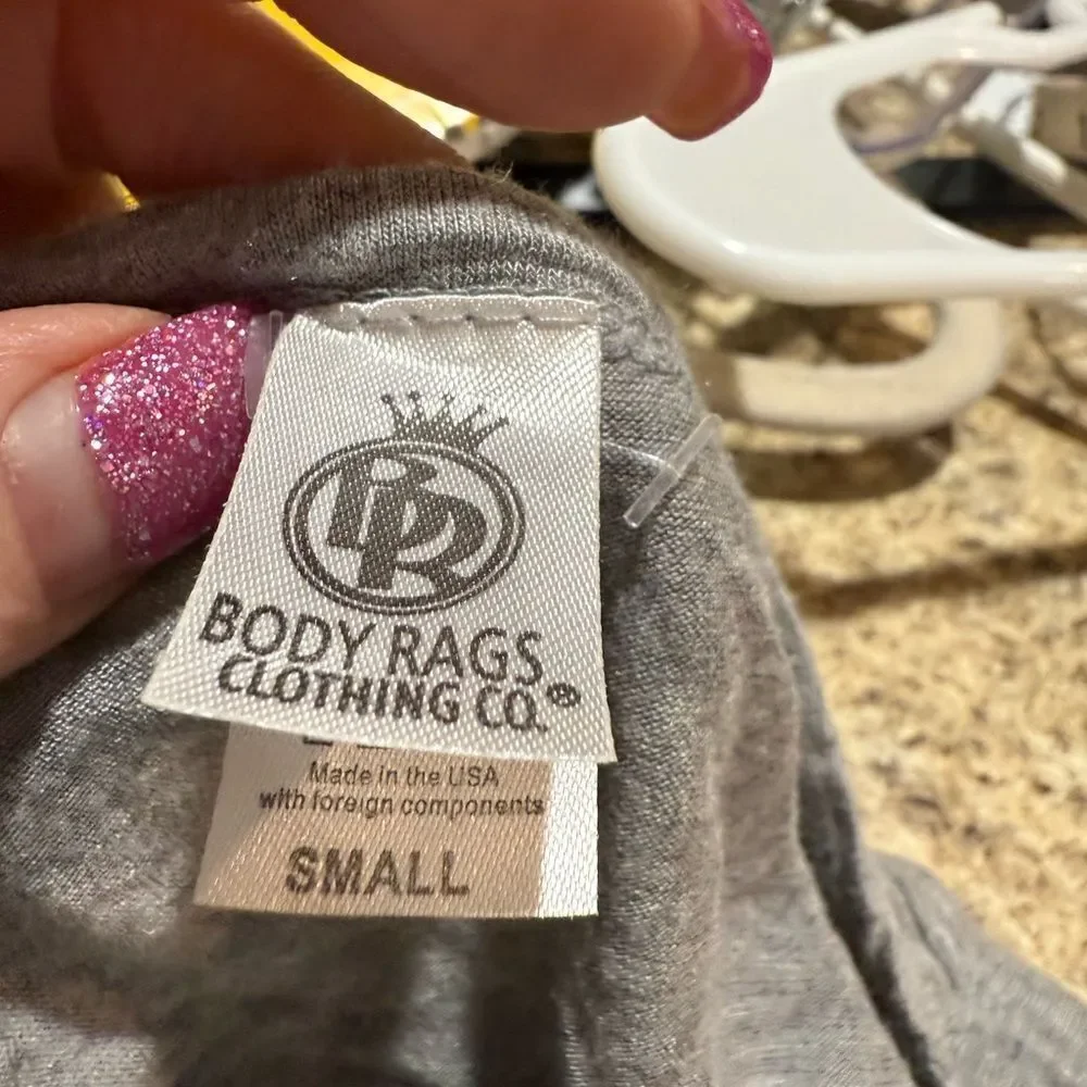 Body Rags Gray Graphic Tank Size Small - Picture 4 of 7